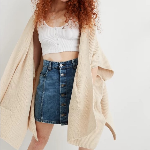 Aerie Hooded Sweater Poncho Throw - Picture 6 of 8